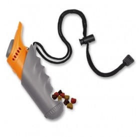 Nobby Sound-Trainer /кликер за обучение със свирка и дозатор за лакомства/-18см Nobby Sound-Trainer /кликер за обучение със свирка и дозатор за лакомства/-18см